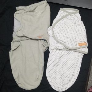 Bundle of 2 SwaddleMe infant wraps size sm/med